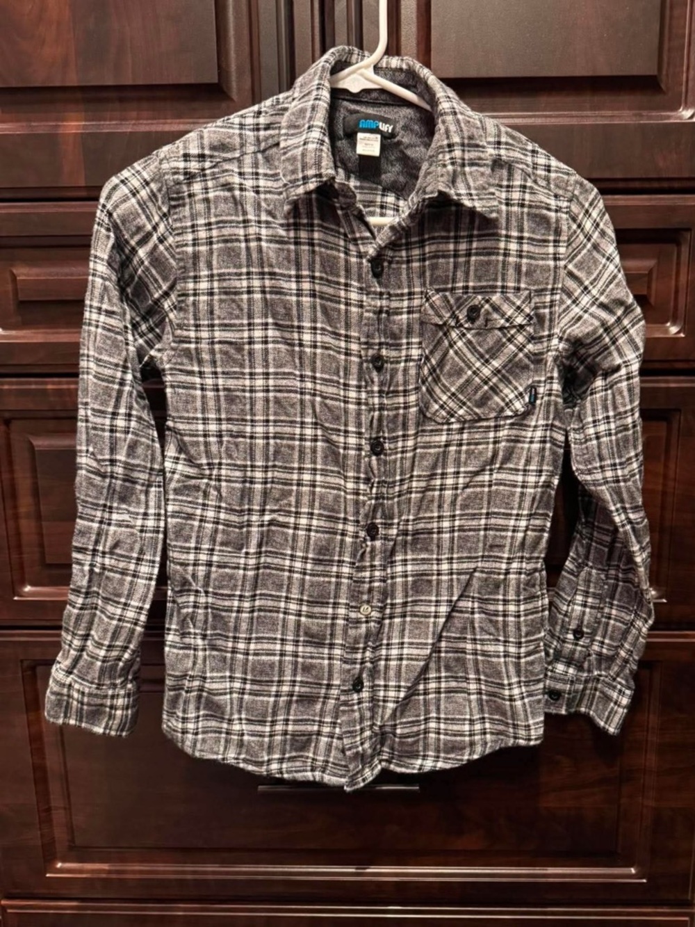 Amplify Boys' Black & White Plaid Button-Down Shirt MEDIUM